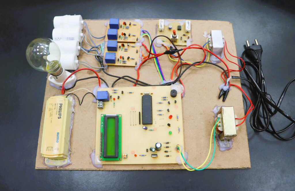 How to Build an Automatic Power Factor Controller Engineering Project ...